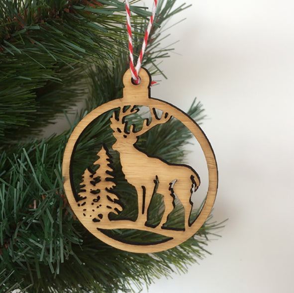 Reindeer Scene Decoration